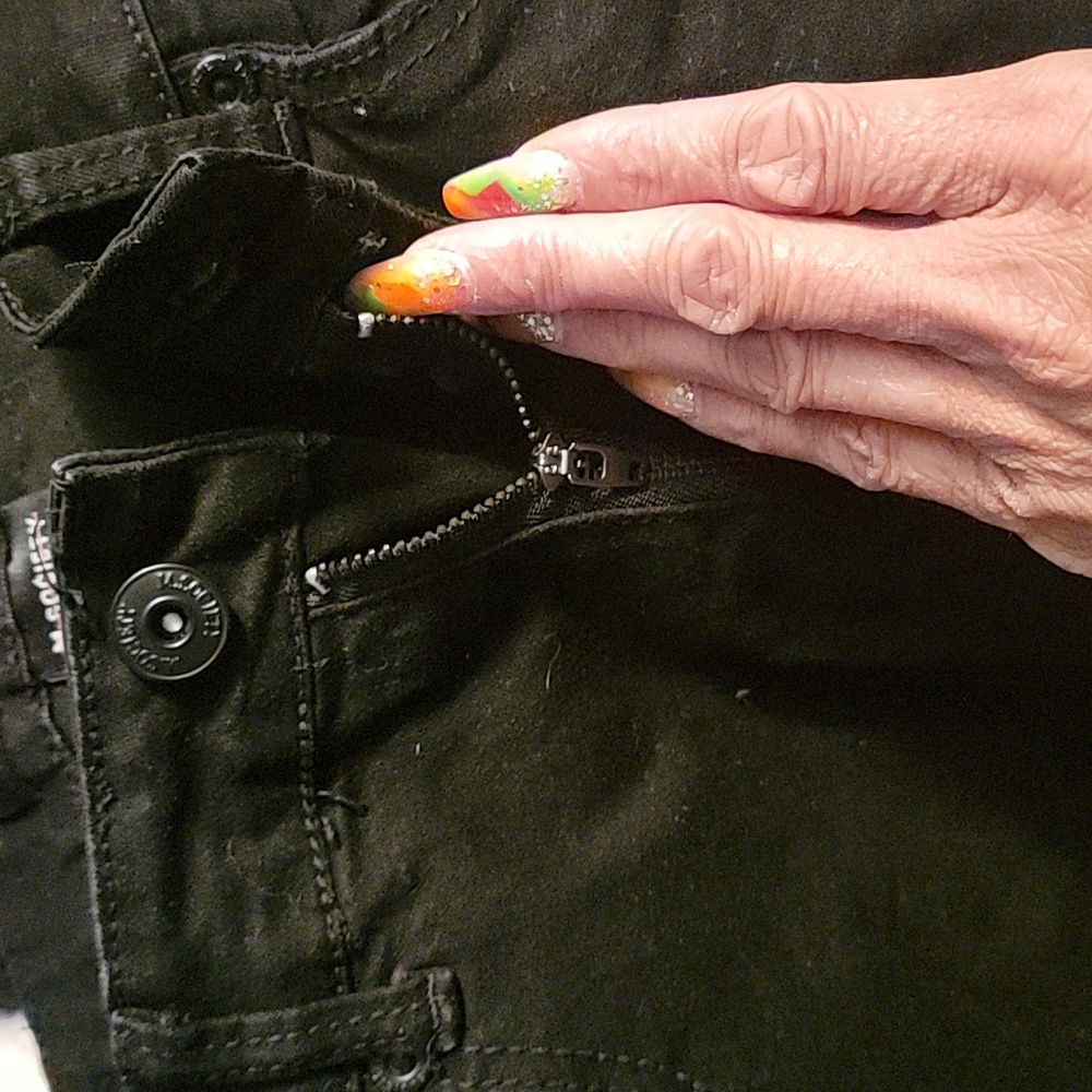 Jeans - Picture 8 of 13